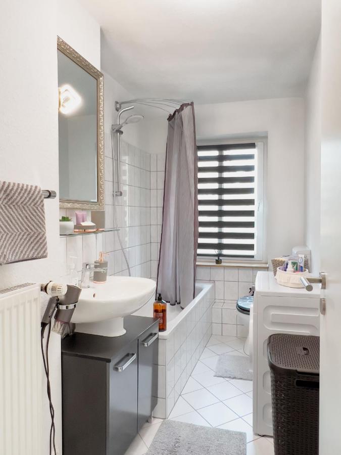 Schoene Helle & Gemuetliche Wohnung In Altstadtnaehe Erfurt Pokoj fotografie
