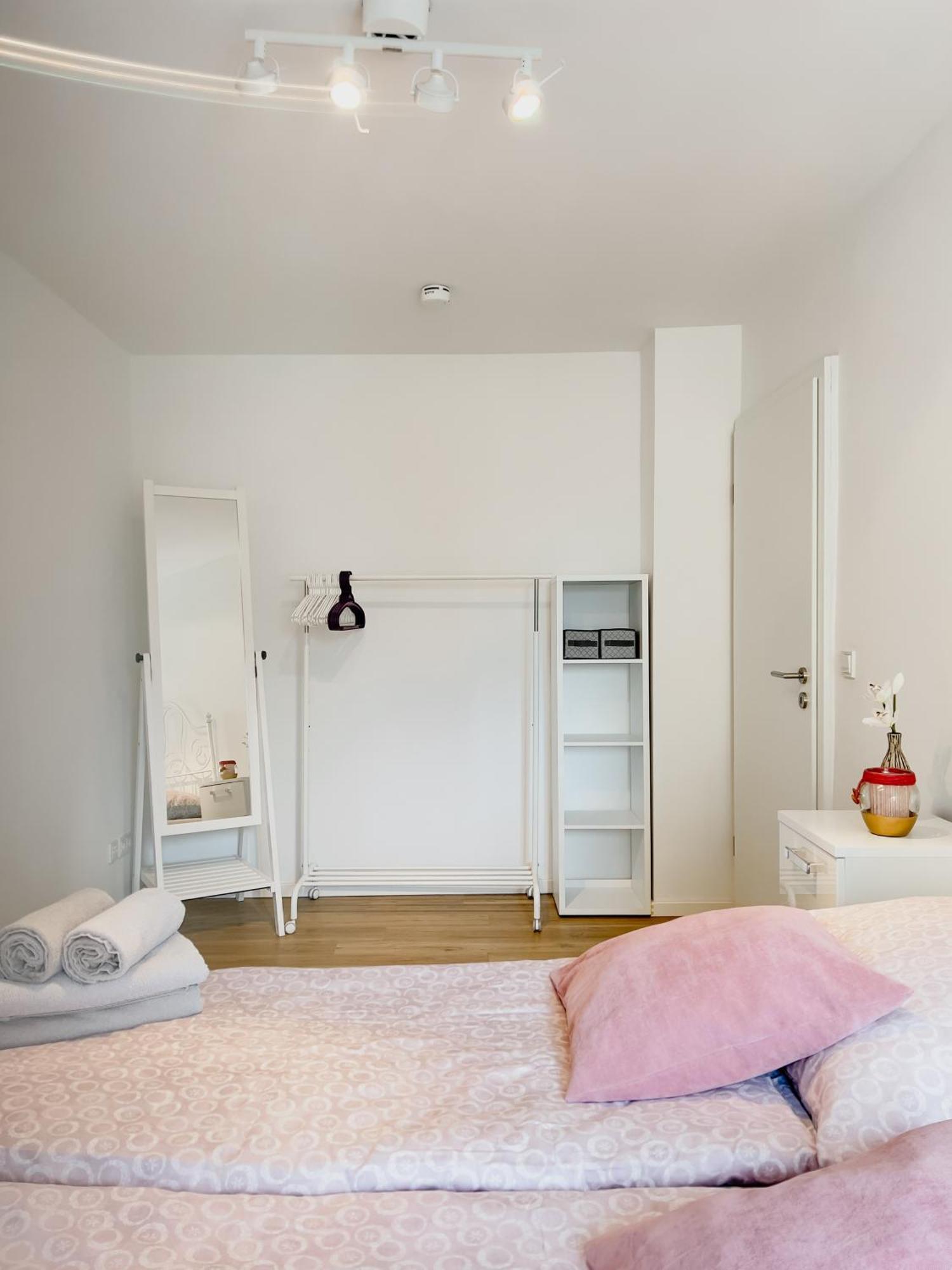 Schoene Helle & Gemuetliche Wohnung In Altstadtnaehe Erfurt Pokoj fotografie